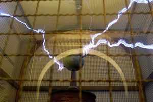 Tesla Coil - All That Nerdy Stuff